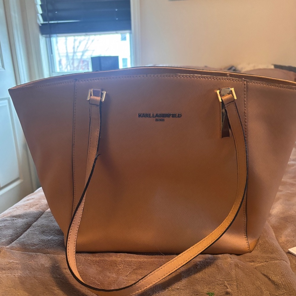 Tan shoulder bag